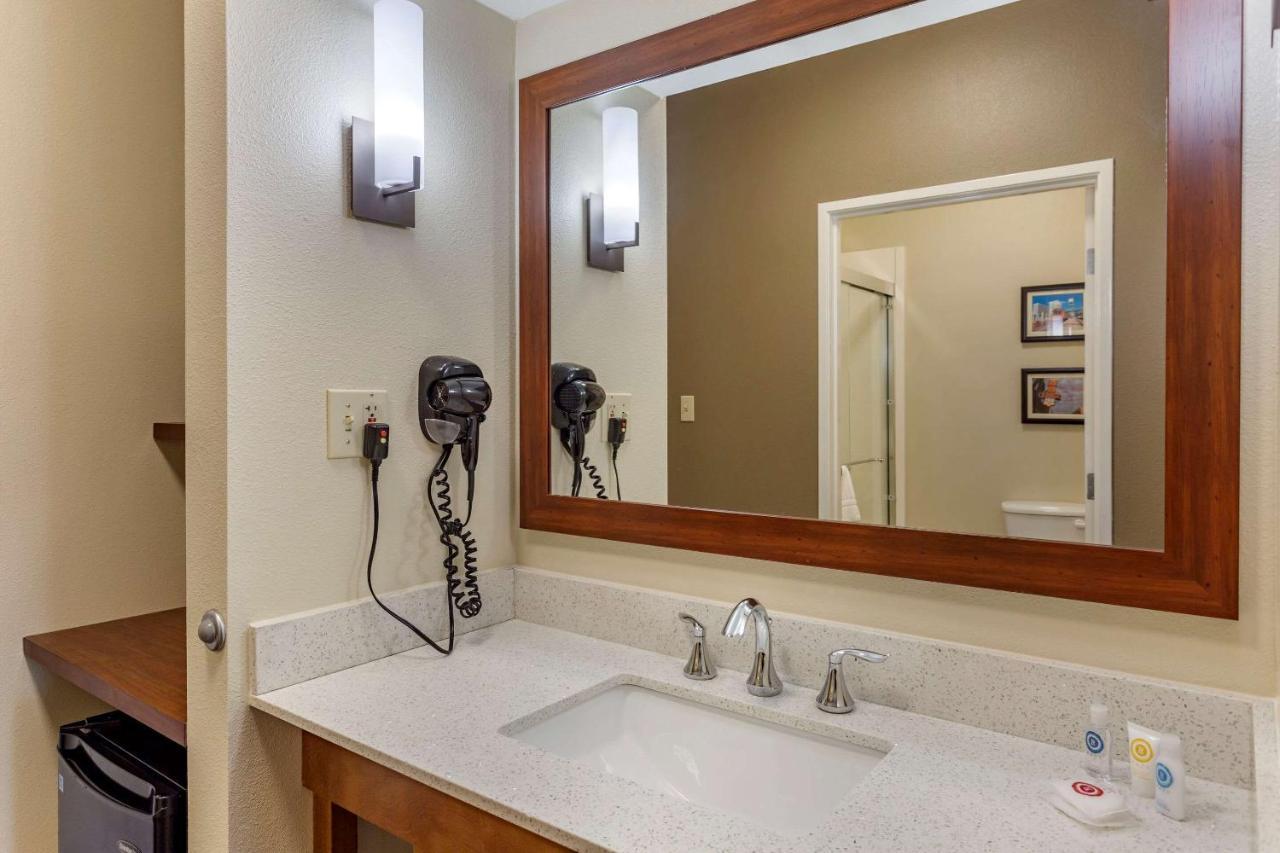 Comfort Suites Мемфис Екстериор снимка